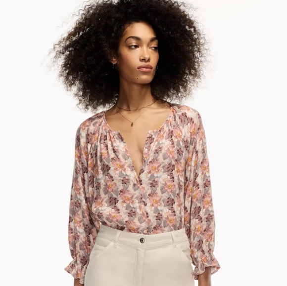 ARITZIA Wilfred Serenity blouse size L in EUC - Picture 3 of 10